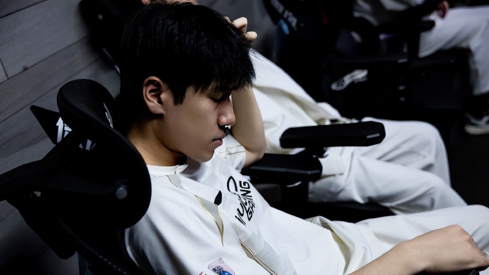 LoL官推宣传杭州亚运会：Faker、Knight、Karsa、Levi等高手齐聚