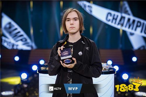 [赛后报告] 新王登基！ LNG Esports 凭借稳健的运营击败 Bilibili Gaming 2：1