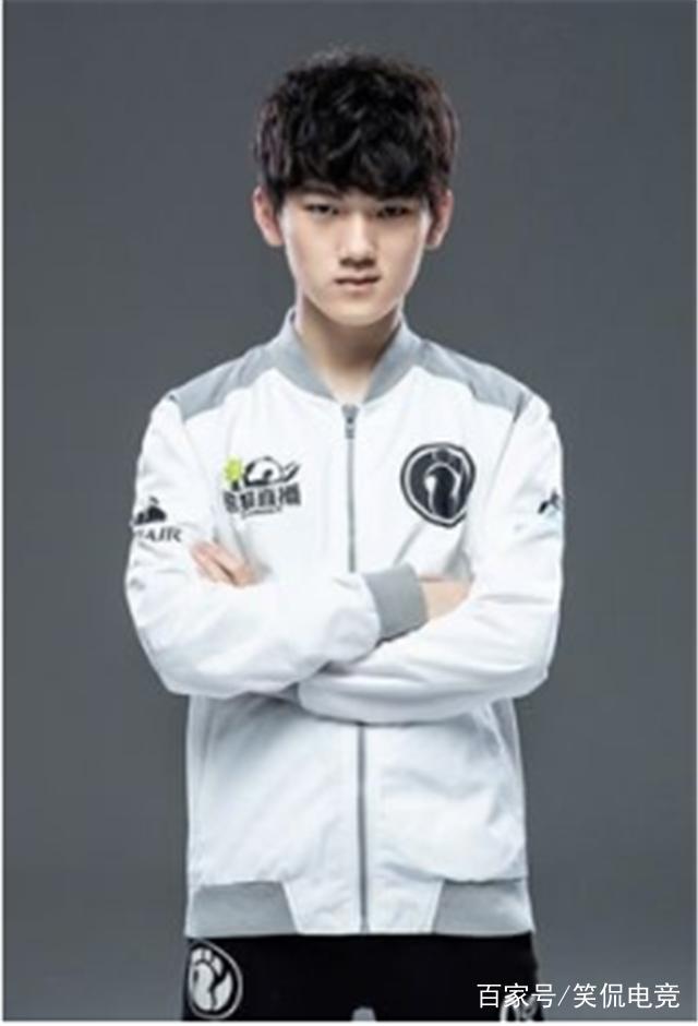 Upcomer更新LOL战队排行榜，RNG依旧榜首，后面9个队乱成一锅粥